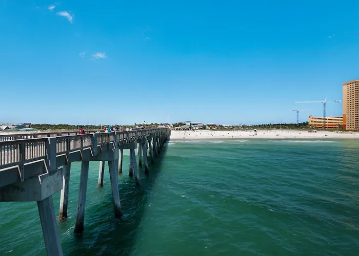 Walk To The Beach! 3 Story Home! 2 Balconies With Gulf Views!